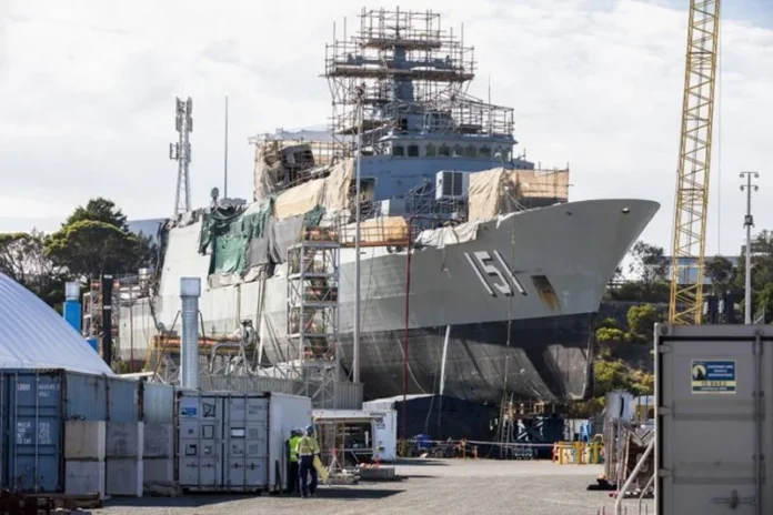 HMAS-Arunta_upgrade_WAMA_Navy-1_edit