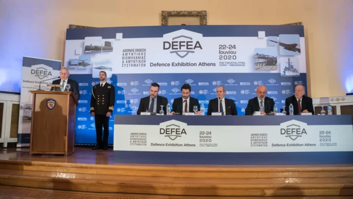 Defence_Minister_at_DEFEA_PRess_Conference