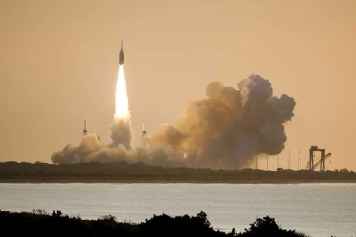 Lockheed-Martin-Orion-AA-2-Launch