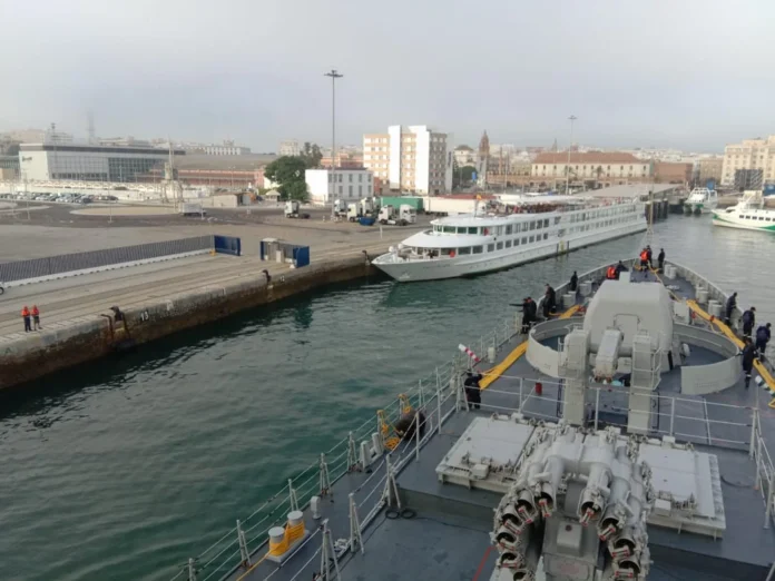 INS-Tarkash-reaches-Cadiz-Spain