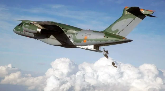 Embraer-delivers-first-KC39-800x445