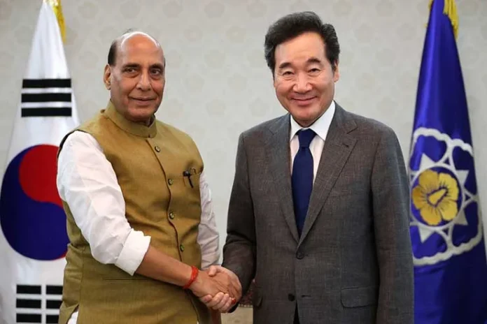 rajnath-singh-with-South-Korea-Prime-MInister