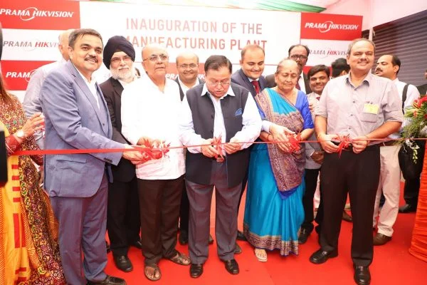 L-To-R-Ashish-P-Dhakan-MD-and-CEO-Prama-Hikvision-India-Dr-VK-Saraswat-and-Dr-Neeraj-Sinha-inaugurating-the-facility-600x400