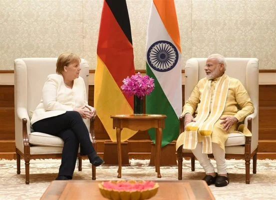 Merkel-Modi-553x400