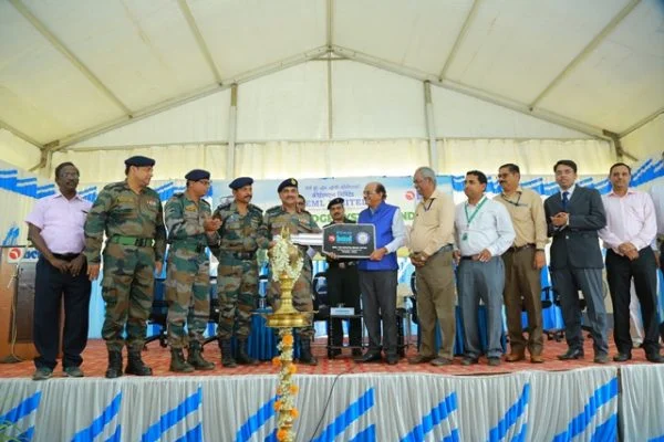 handing-over-of-sarvatra-600x400