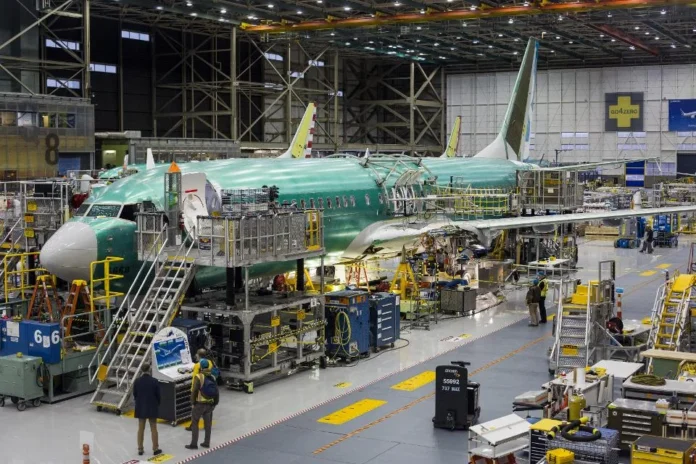 Boeing-Restarts-Production-After-Three-week-Pause