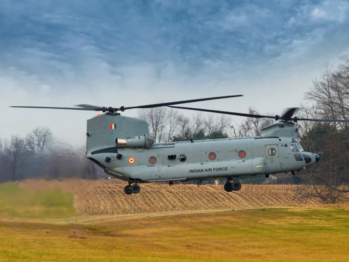 indian-air-force-inducts-combat-ready-chinook-helicopters-1