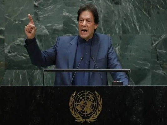 5-Imran-in-UN-General-Assembly-533x400