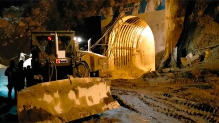 BEML BD50 Dozer in R&R Operations at Uttarakhand Disaster Site