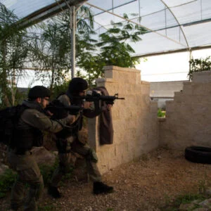 493A7740-scaled-e1619627776738-300x300