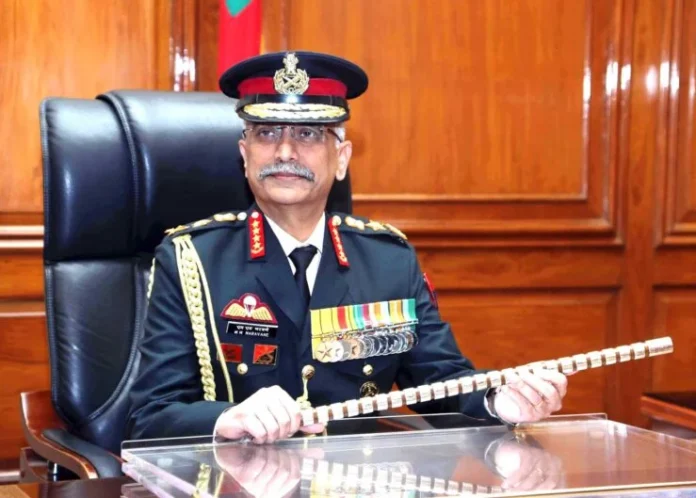 General-Manoj-Mukund-Naravane-e1605952848439