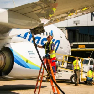 Alaska_Airlines_biofuel-1-e1626356184131-300x300
