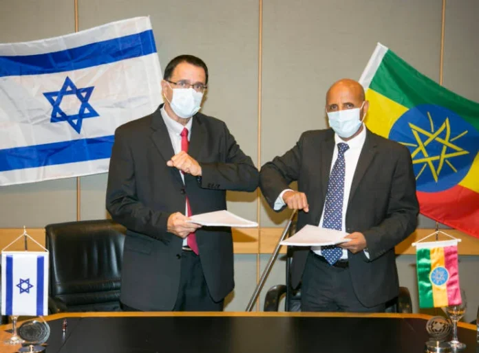 RON_0334-scaled-e1629381131531