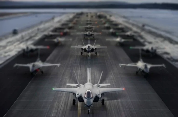 ES-BAE-Systems-to-advance-F-35-electronic-warfare-capabilities-scaled-e1639736147350-1