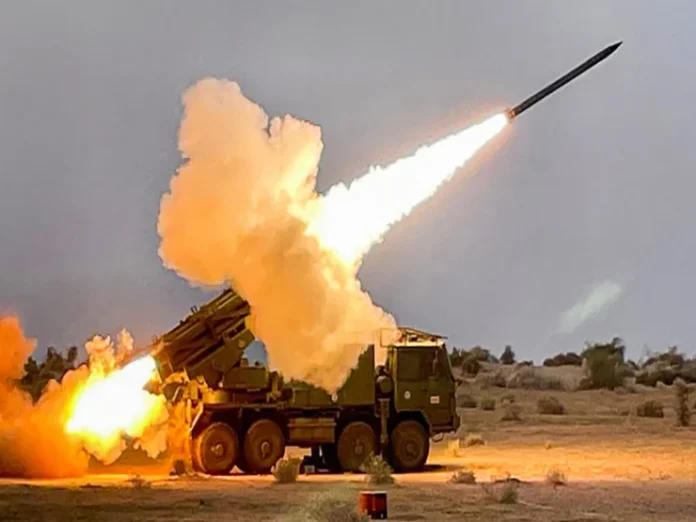 Extended-Range-Pinaka-System-Successfully-Tested-by-DRDO-e1639234169104