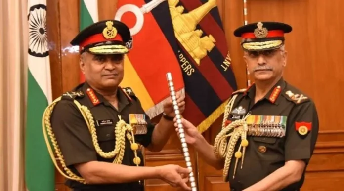 Gen-Manoj-Pande-Takes-Charge-as-29th-Army-Chief-e1651324417387