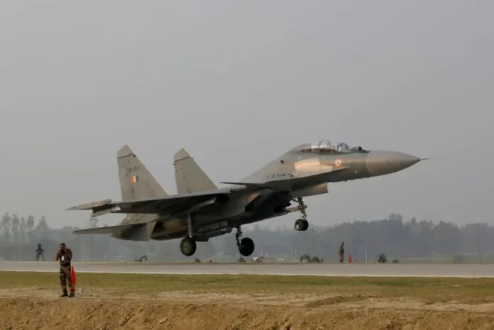 HAL-BEL-to-Jointly-Develop-Indigenous-Search-and-Track-System-IRST-for-Su-30-MKI-Sign-Contract-e1651031260365