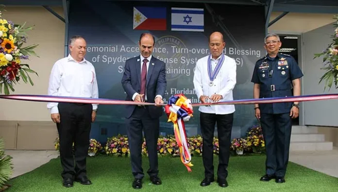 SPYDER_RIBBON_CUTTING