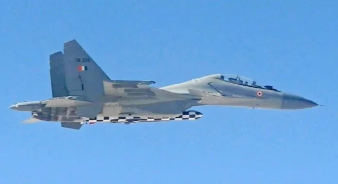 Extended-range-BRAHMOS-Missile-Successfully-Test-Fired-from-Su-30-Fighter