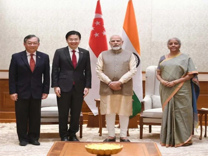 Joint-India-Singapore-Ministerial-Delegation-Calls-upon-PM-Modi-