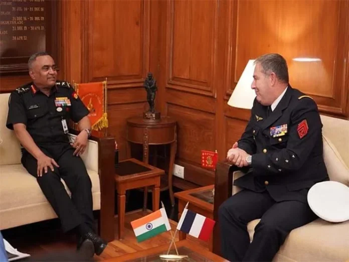 Army-Chief-Meets-French-Chief-of-Staff-Discuss-Aspects-of-Defence-Cooperation