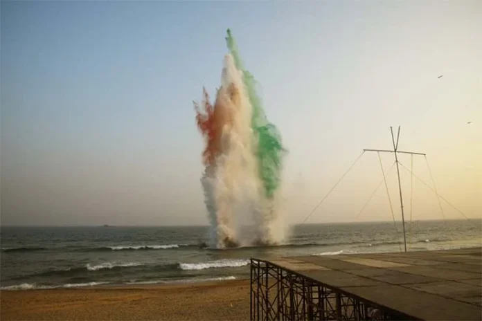 Navy-Day-demonstration-at-Visakhapatnam1