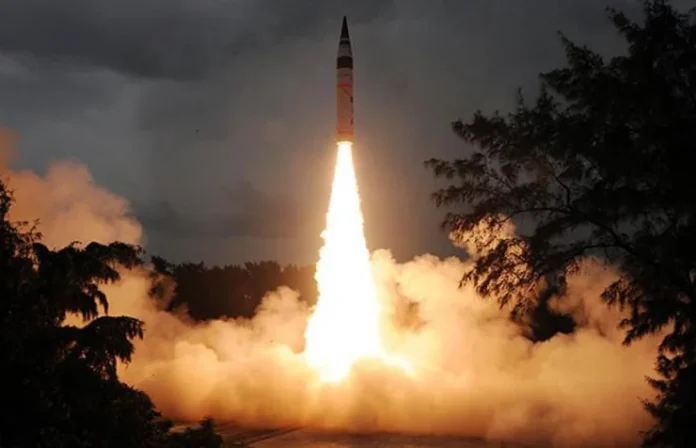 Night-Trials-of-Agni-V-ICBM-Successfully-Conducted