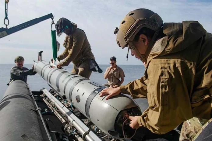 US-Navy-Unmanned-Underwater-Vehicle-Programs-On-Track