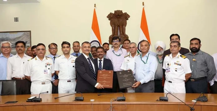 CMD-GRSE-Cmde-PR-Hari-DS-Shantanu-Bose-with-other-senior-officials-from-MoD-Indian-Navy-and-GRSE