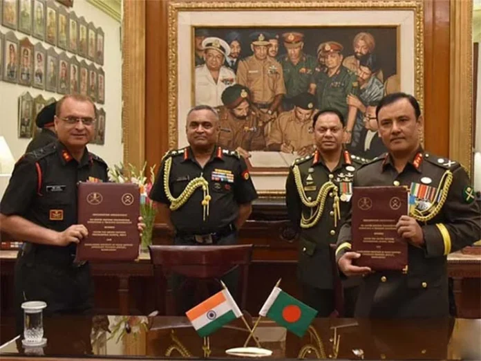 Army-Chief-Pande-Bangladesh-Counterpart-Discuss-Defence-Cooperation