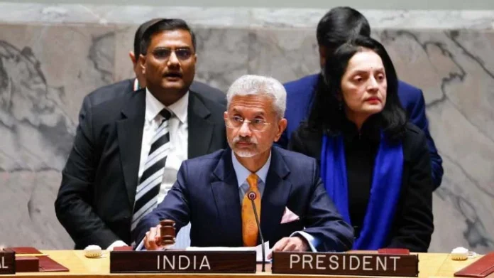 India-Slams-Pakistan-for-Raking-Kashmir-Issue-at-UN