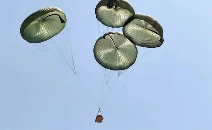 Indian-Air-Force-Successfully-Conducts-Trials-of-Heavy-Drop-System-to-Para