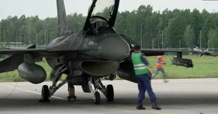 Open-to-Host-F-16-Training-for-Ukrainian-Pilots-in-the-US-Pentagon