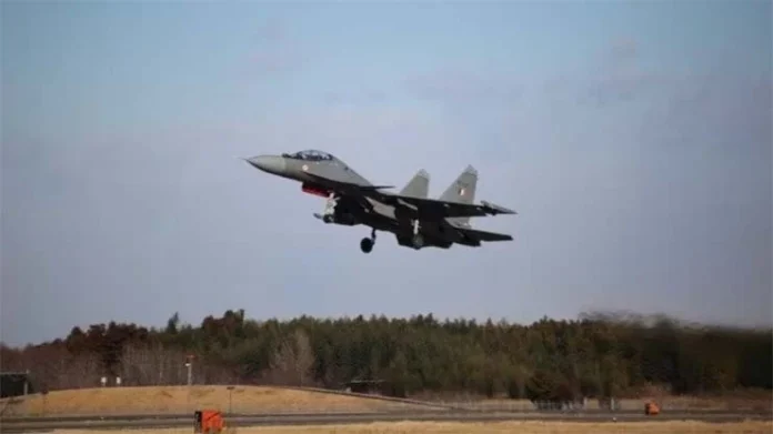 12-Su-30MKI-Fighter-Jets