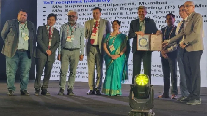 DRDO-Gives-Over-22-Licencing-Agreements-for-ToT-to-22-Industries-SAMAR-Assessment-Certificates-to-Nine-Industry-Partners-e1709019454414