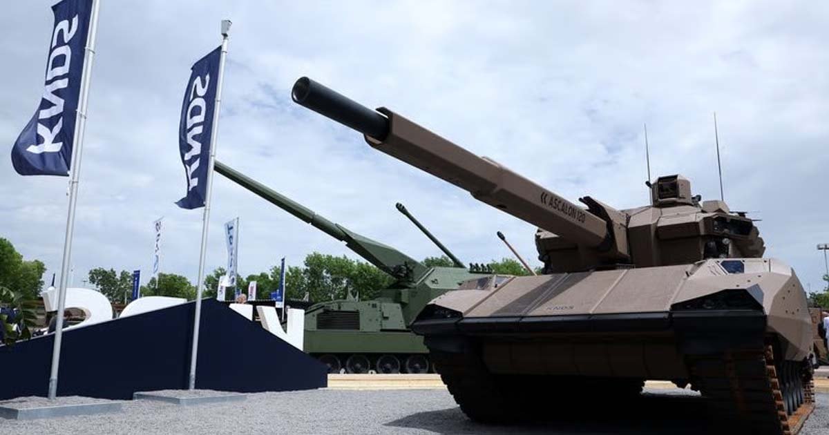 Stopgap Tank Bridging the Capability Gap: KNDS Unveils New CAPINT Stopgap Battle ...